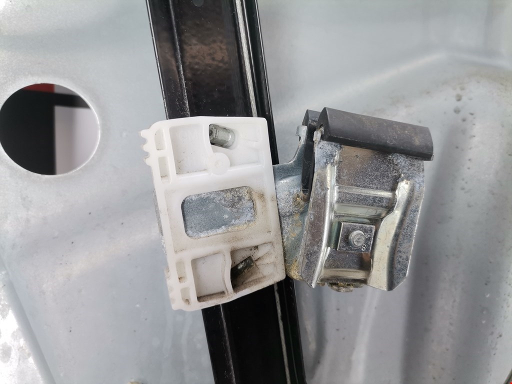 Стеклоподъемник передний правый MERCEDES-BENZ M-Class W164 ML 2005-2011