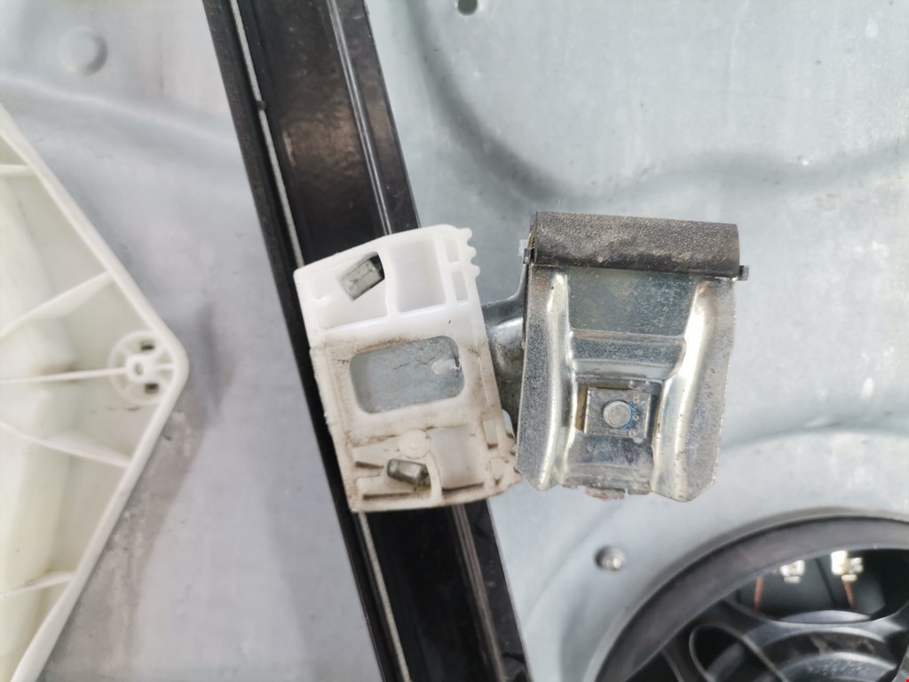 Стеклоподъемник передний правый MERCEDES-BENZ M-Class W164 ML 2005-2011