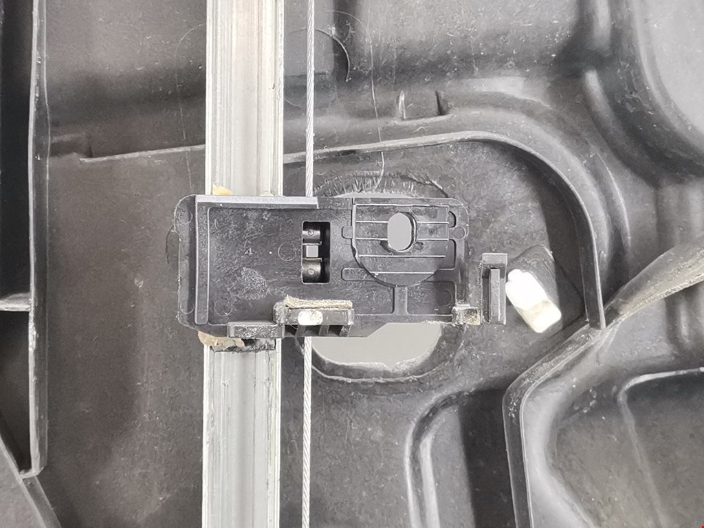 Стеклоподъемник задний левый MAZDA Mazda 6 GG 2000-2007