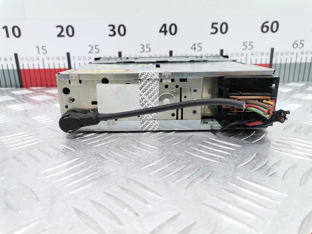 Магнитола AUDI A4 B6 2001-2005