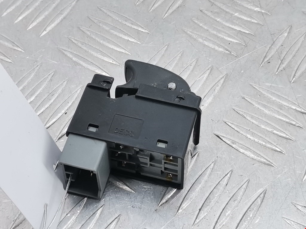 Кнопка стеклоподъемника DAEWOO Nubira 2003-2007