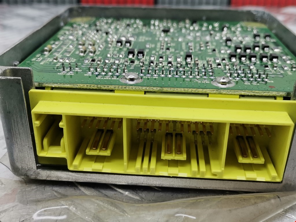 Блок управления AIR BAG SUBARU Outback 1999-2003