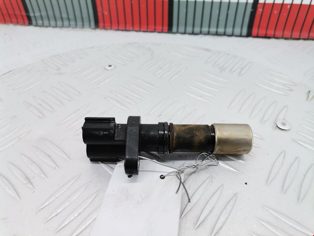 Датчик положения коленвала TOYOTA Prius III XW30 2009-2015