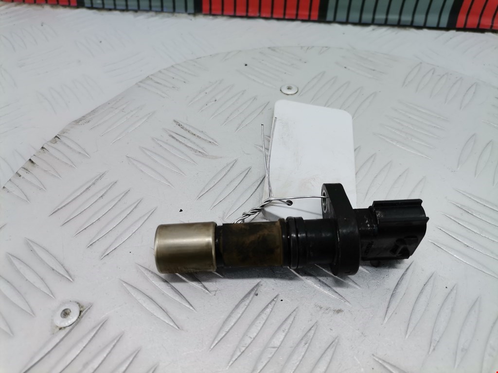Датчик положения коленвала TOYOTA Prius III XW30 2009-2015