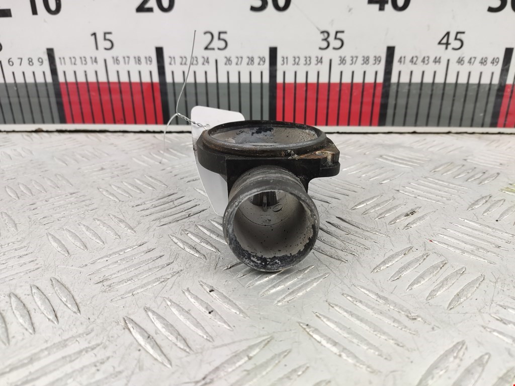 Корпус термостата VOLKSWAGEN LT 1996-2006