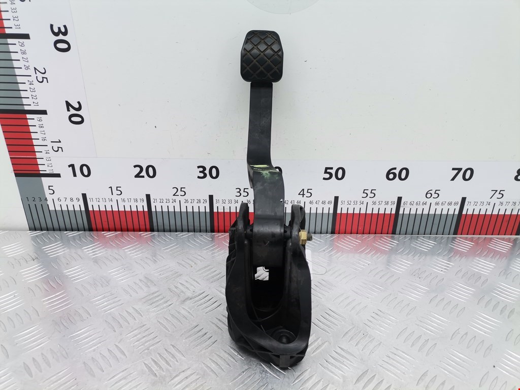 Педаль сцепления VOLKSWAGEN Golf V 2003-2009