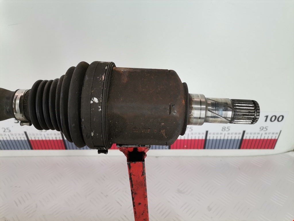 Полуось (привод, приводной вал) передняя левая OPEL Zafira B 2005-2012