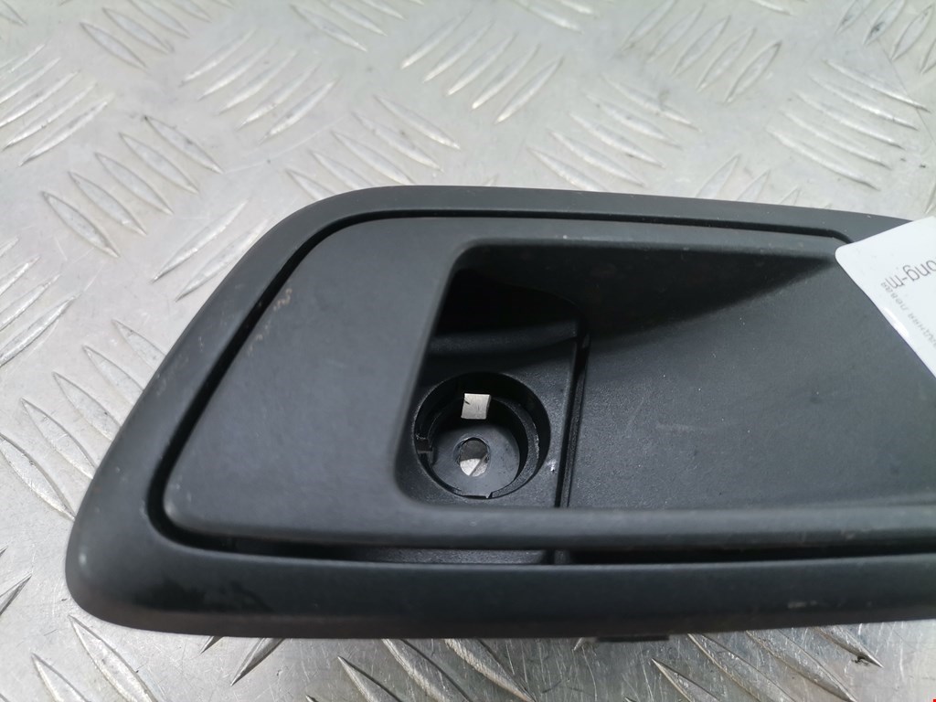 Ручка дверная задняя внутренняя левая FORD Fiesta 2008-2012