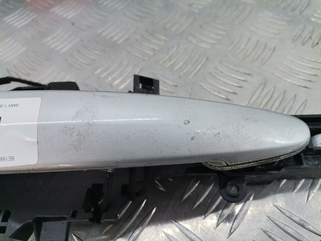 Ручка двери передней наружная правая BMW 1er E81\E87 2004-2011