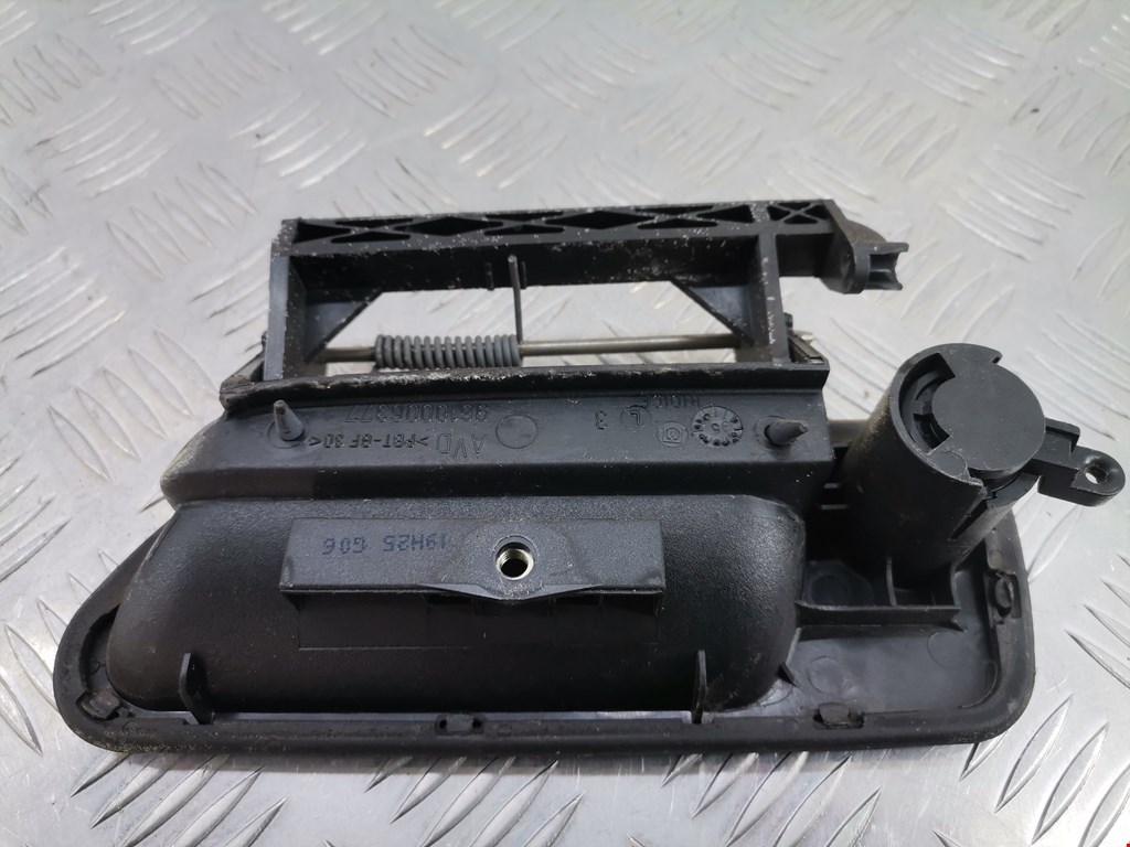 Ручка двери передней наружная правая CITROEN Xantia 1993-2002