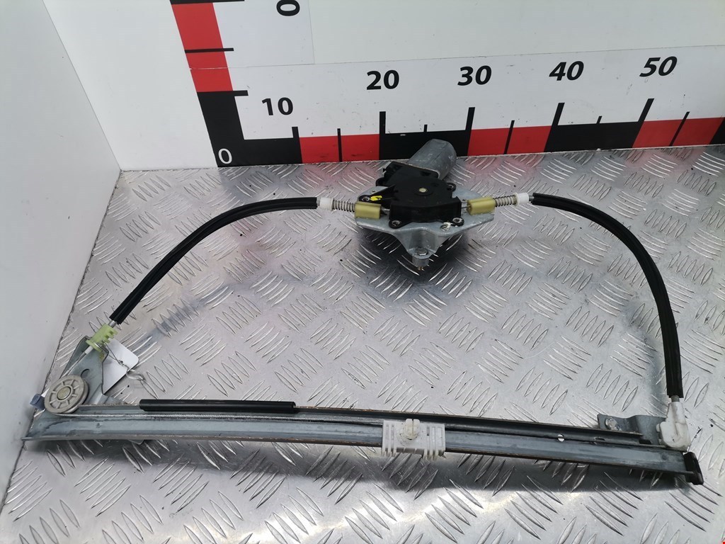 Стеклоподъемник передний правый CITROEN Xantia 1993-2002