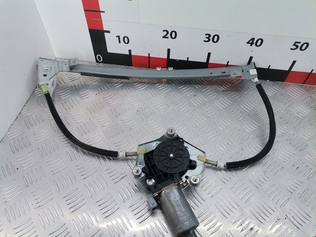 Стеклоподъемник передний правый CITROEN Xantia 1993-2002