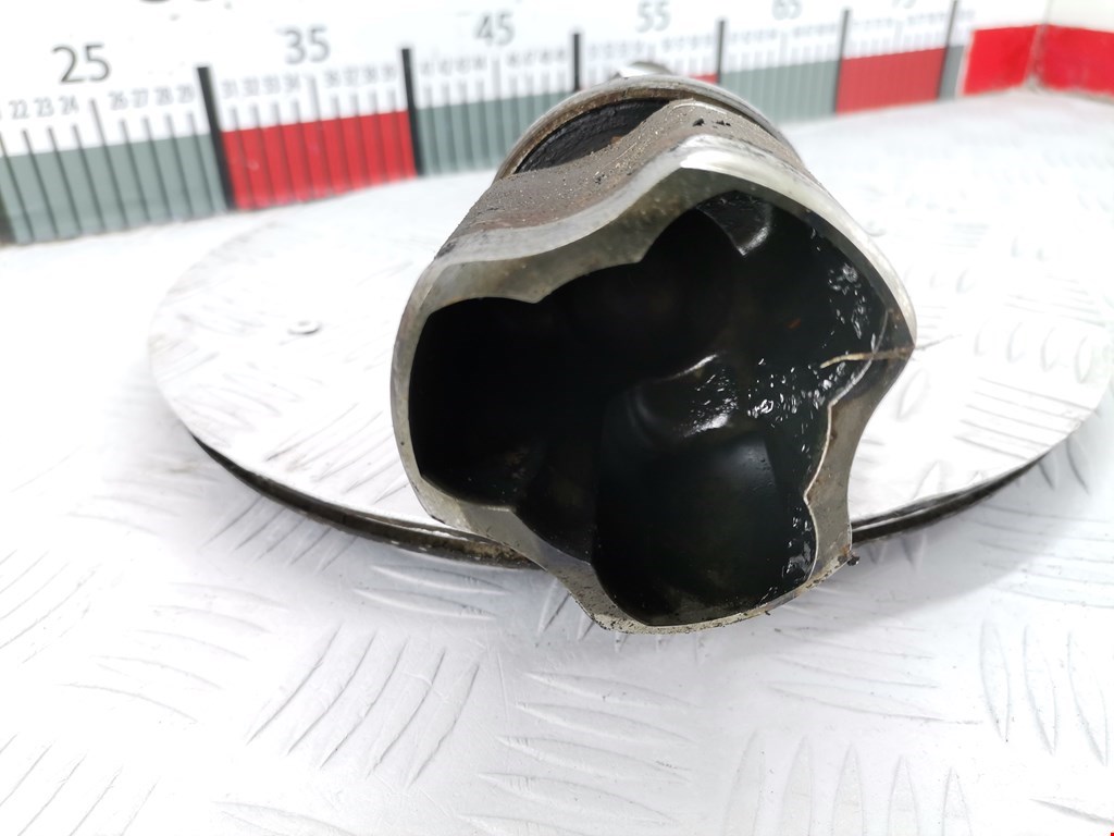 Полуось (привод, приводной вал) передняя правая FORD Focus I 1998-2005