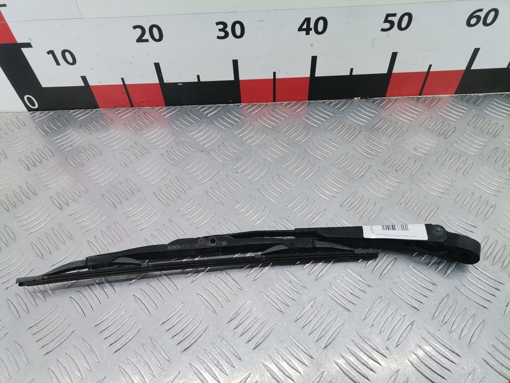 Поводок дворника задний (заднего) MITSUBISHI Space Star 1999-2006