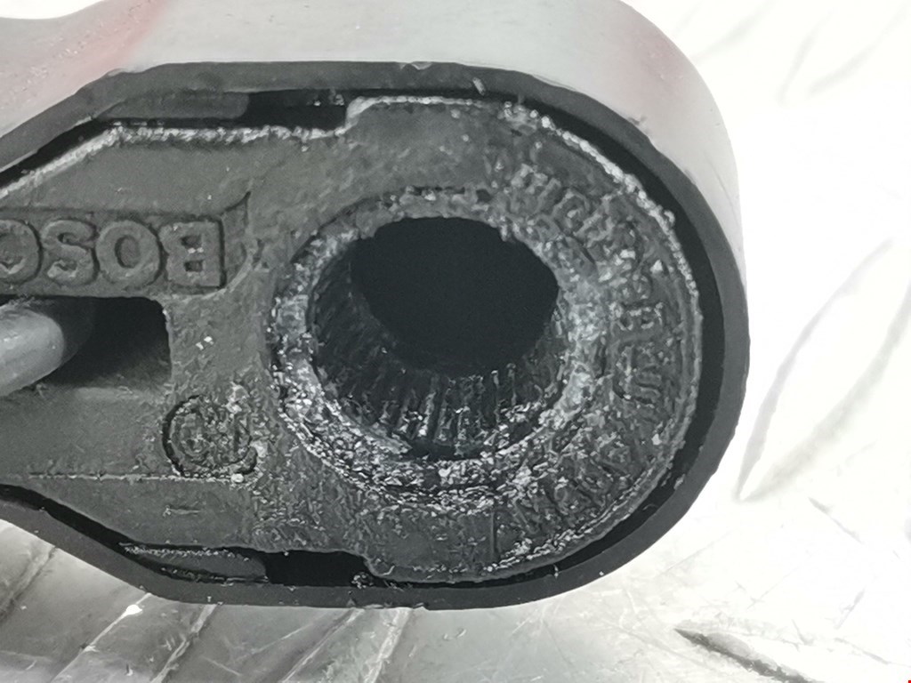 Поводок дворника задний (заднего) MITSUBISHI Space Star 1999-2006