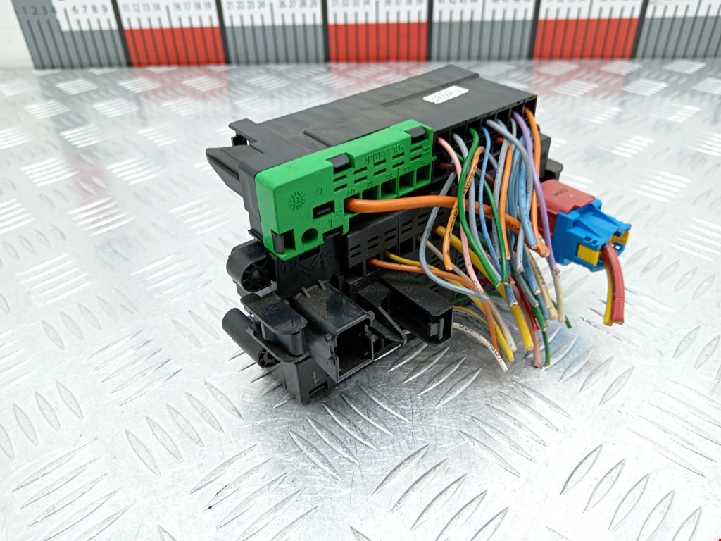 Датчик уровня в бачок омывателя CITROEN Xsara Picasso 1999-2012