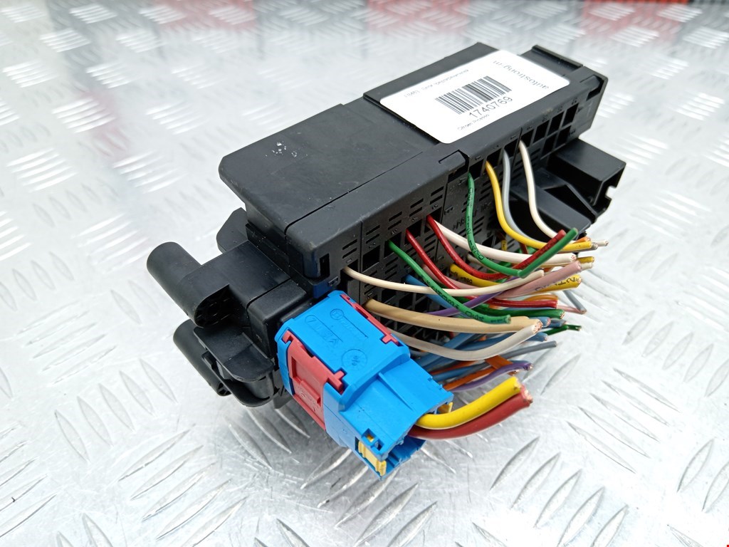 Датчик уровня в бачок омывателя CITROEN Xsara Picasso 1999-2012