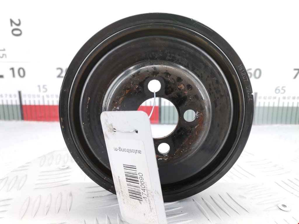 Шестерня коленвала (шкив) VOLKSWAGEN Passat B6 2005-2011