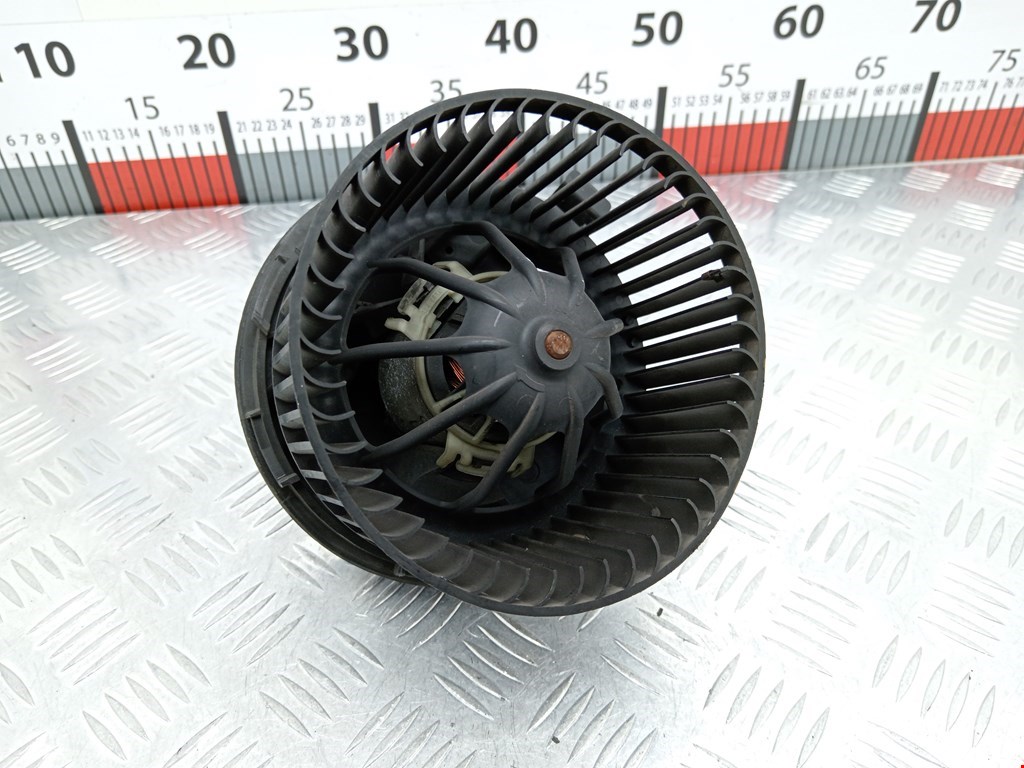 Моторчик (мотор) отопителя салона RENAULT Megane II 2002-2009