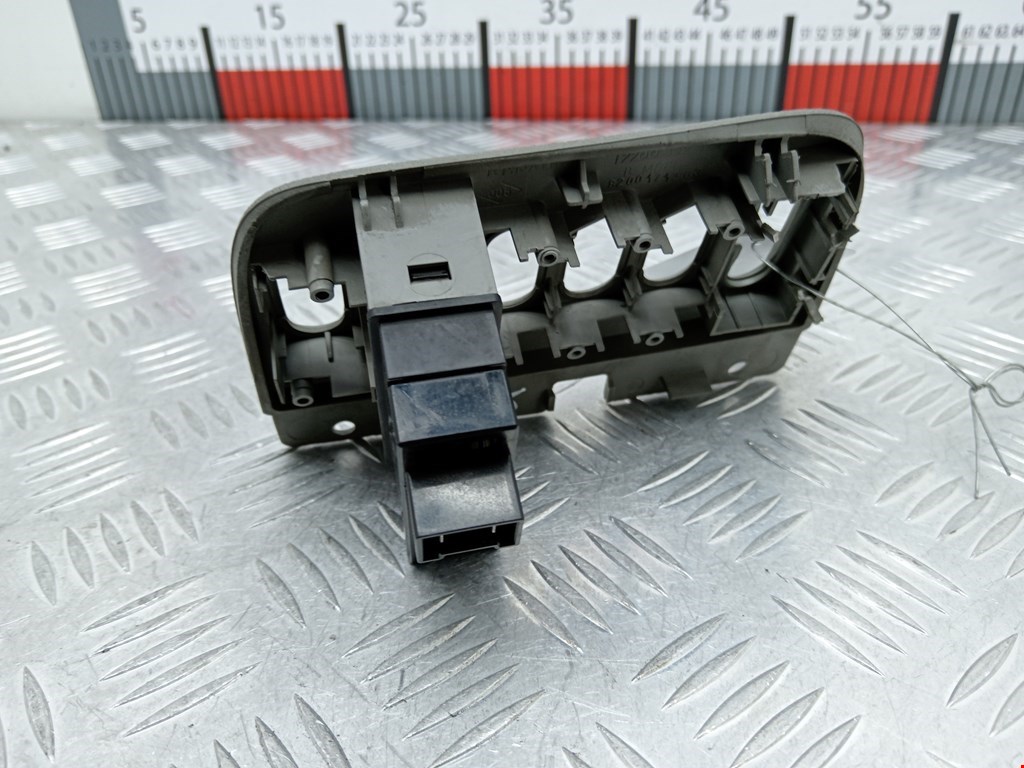 Кнопка освещения панели приборов RENAULT Scenic I 1996-2003