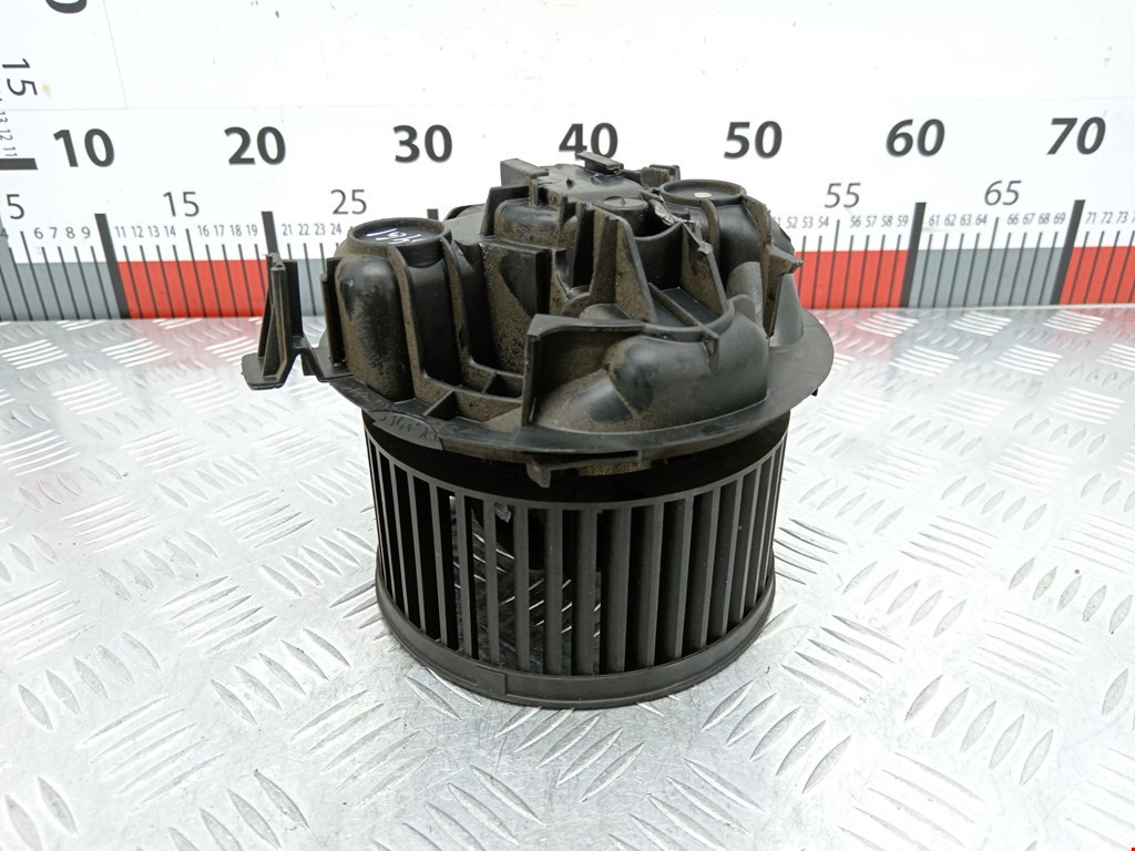 Моторчик (мотор) отопителя салона RENAULT Megane II 2002-2009