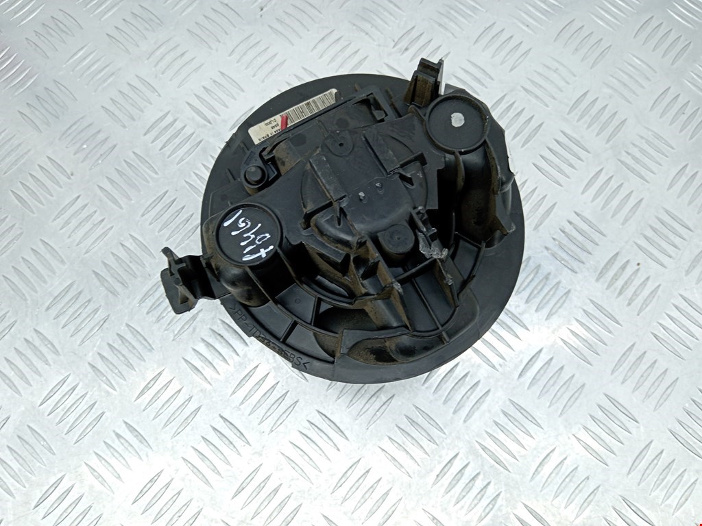 Моторчик (мотор) отопителя салона RENAULT Megane II 2002-2009