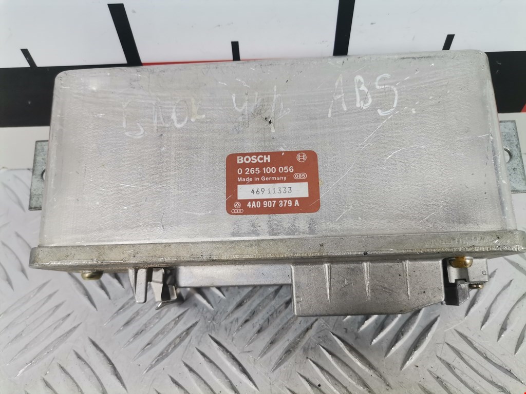 Блок управления ABS AUDI 80 B4 1991-1996