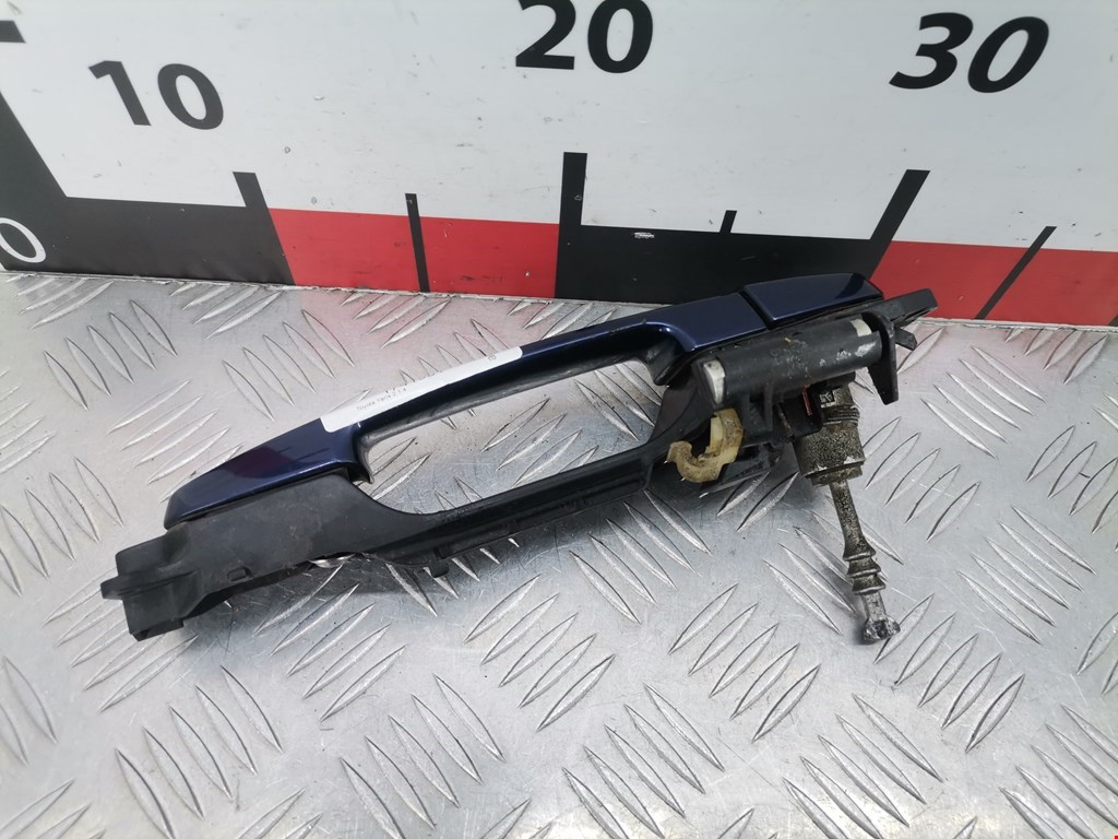 Ручка двери передней наружная правая TOYOTA Yaris II XP50 2005-2011
