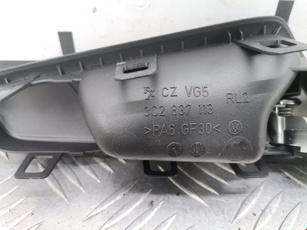 Ручка дверная передняя внутренняя левая VOLKSWAGEN Passat B6 2005-2011