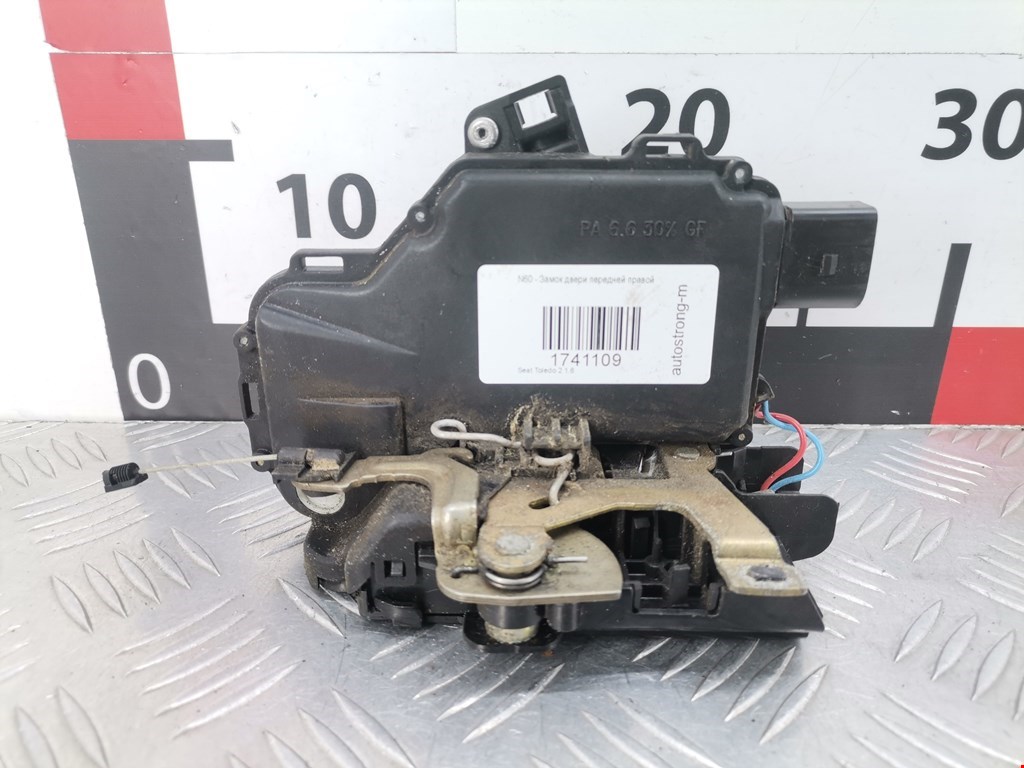 Замок двери передней правой SEAT Toledo 1998-2004
