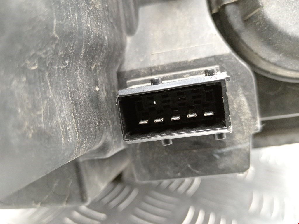 Фара левая CITROEN C5 I 2001-2008