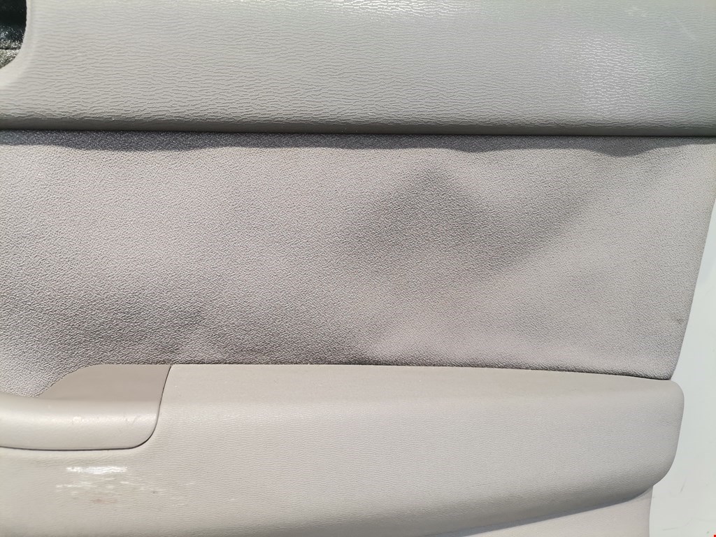 Обшивка двери передняя правая AUDI A3 8L 1996-2003