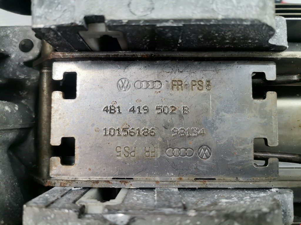 Колонка рулевая AUDI A6 C5 1997-2004