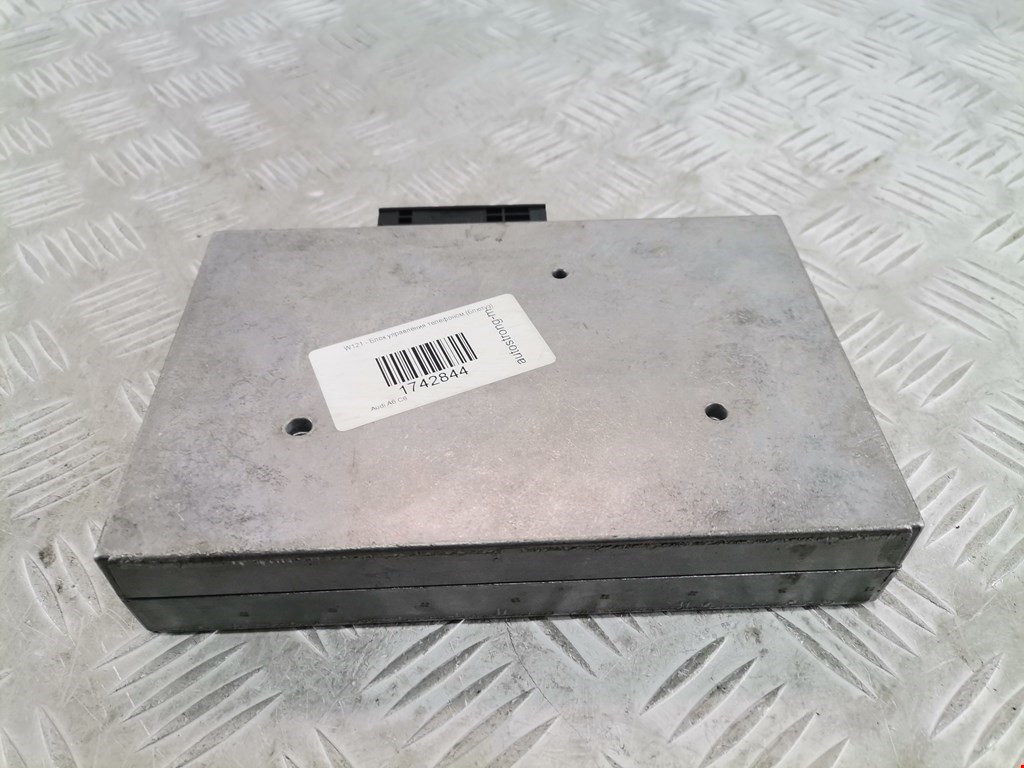 Блок управления телефоном (Блютуз Bluetooth) Audi A6 C6 (2004-2011)