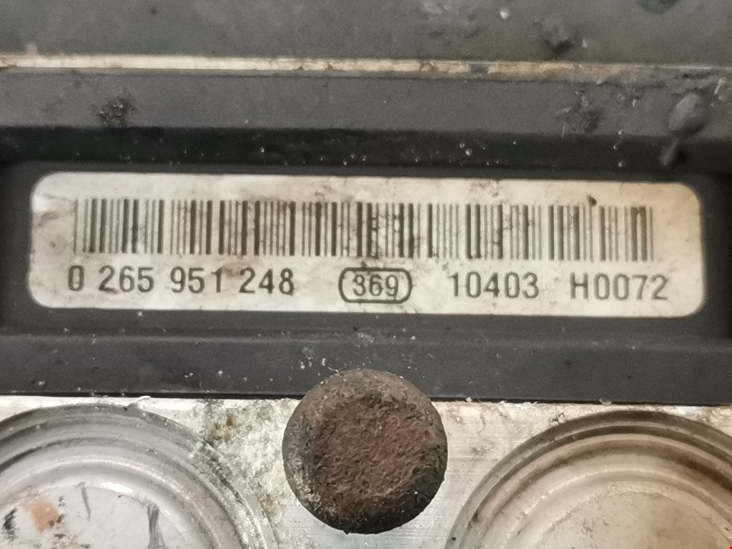 Блок ABS (насос) HYUNDAI Santa Fe CM 2005-2012