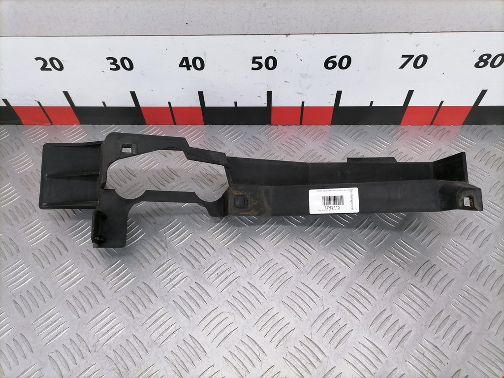 Кронштейн фары правый LAND ROVER Range Rover 2002-2012