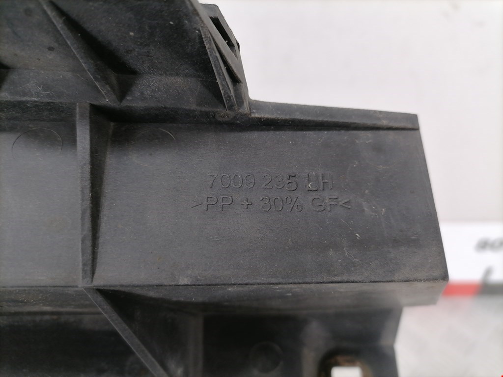 Кронштейн фары левый LAND ROVER Range Rover 2002-2012