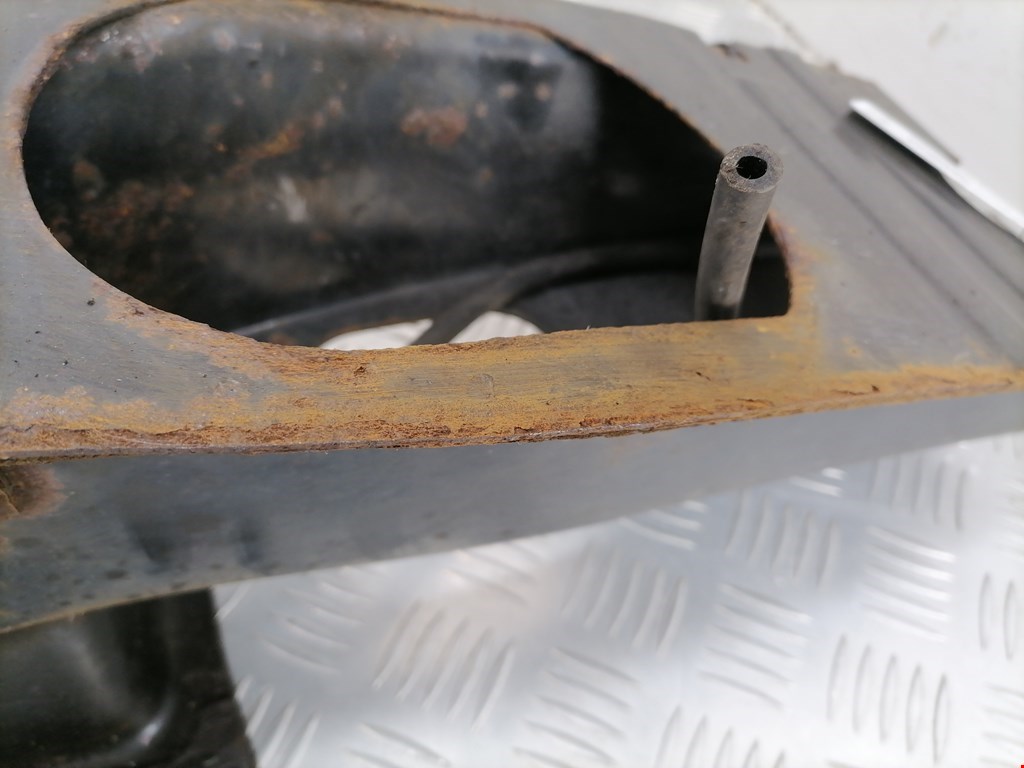 Усилитель переднего бампера (передний) LAND ROVER Range Rover 2002-2012