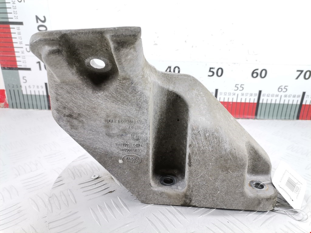 Кронштейн (крепление лапа) двигателя Land Rover Range Rover Sport 1 (2005-2013)