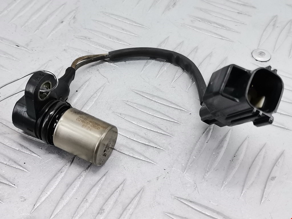 Датчик положения распредвала LAND ROVER Range Rover Sport 2005-2013