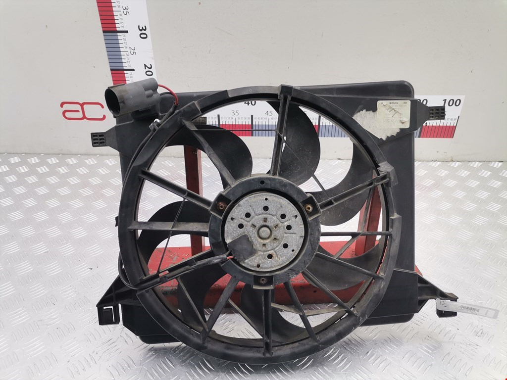 Вентилятор радиатора основного FORD Focus II 2005-2011