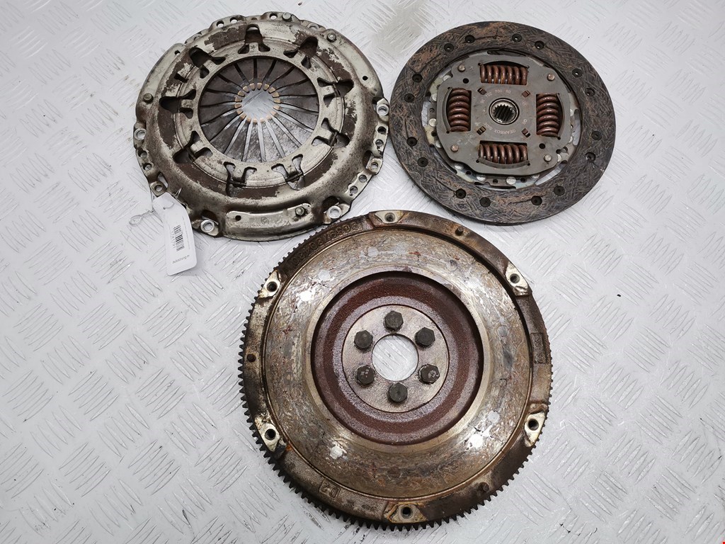 Маховик (демпфер сцепления) CITROEN C3 Picasso 2009-2017