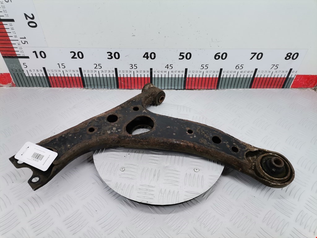 Рычаг передний правый TOYOTA RAV 4 XA20 2000-2005