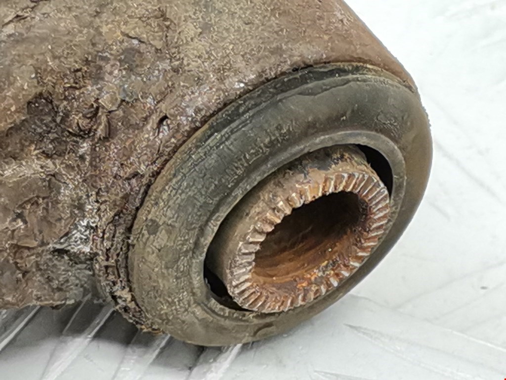 Рычаг передний правый TOYOTA RAV 4 XA20 2000-2005