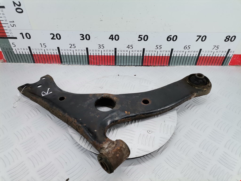 Рычаг передний правый TOYOTA RAV 4 XA20 2000-2005
