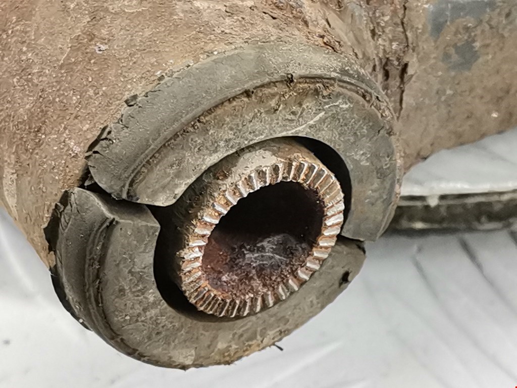 Рычаг передний левый TOYOTA RAV 4 XA20 2000-2005