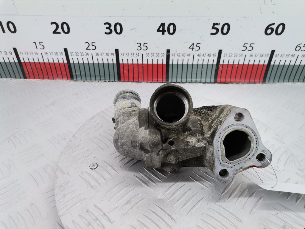 Корпус термостата MITSUBISHI Carisma 1995-1999