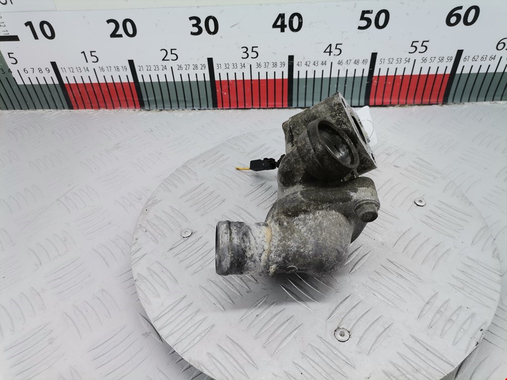 Корпус термостата MITSUBISHI Carisma 1995-1999