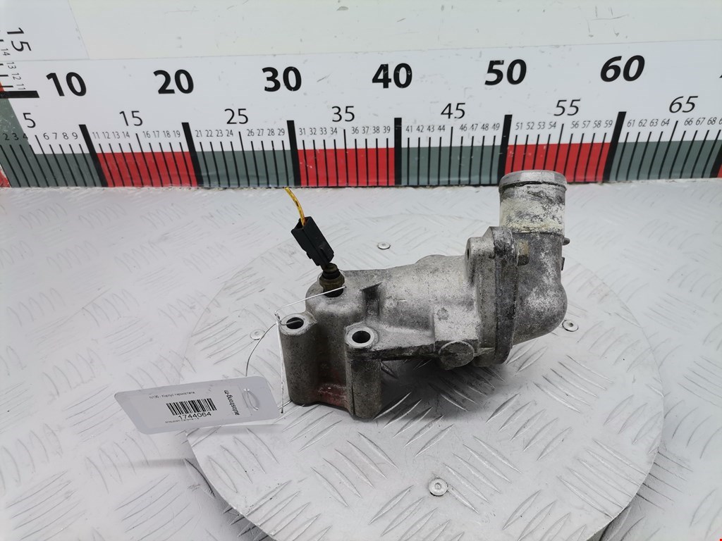 Корпус термостата MITSUBISHI Carisma 1995-1999