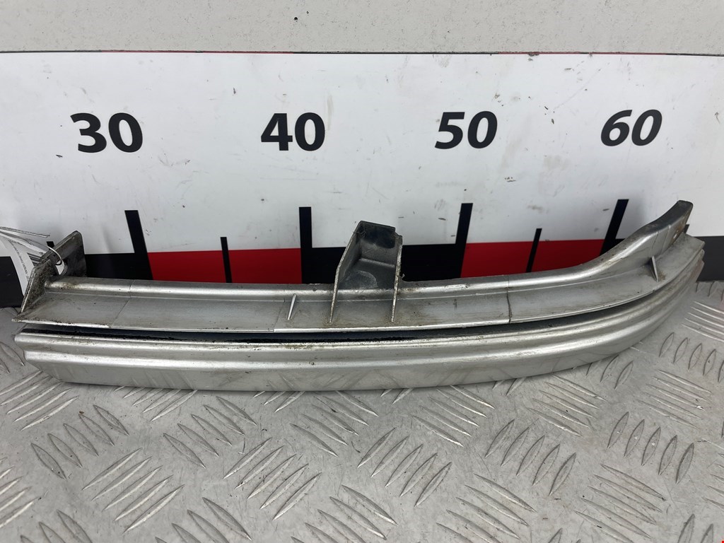 Накладка (планка) под фару правую Opel Zafira A (1999-2006)